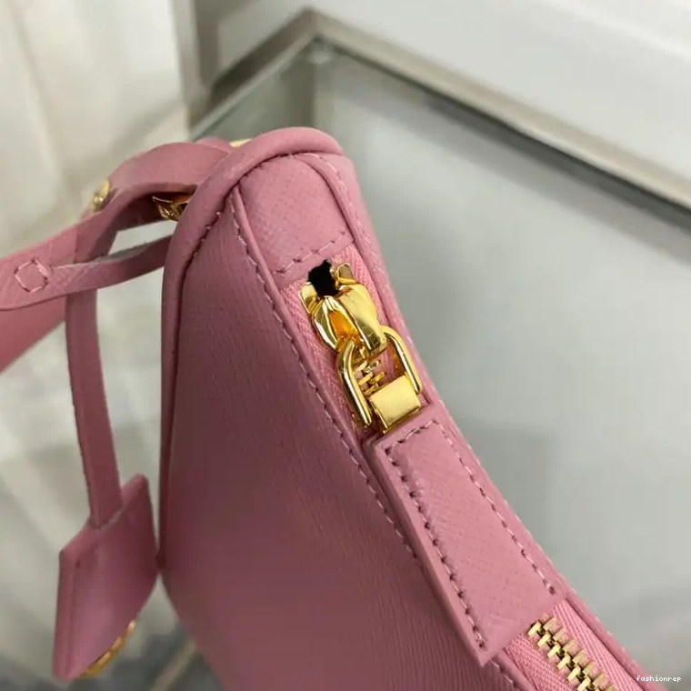 Fashionrepsfam ru Prada Bag 2205DJ0059 0511